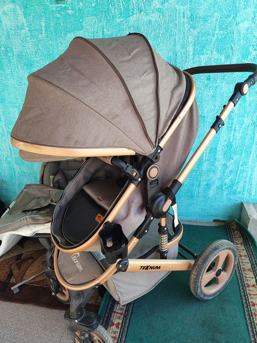 Детская коляска и новое автокресло