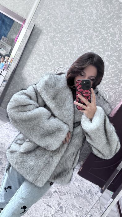 Шуба в наличии.