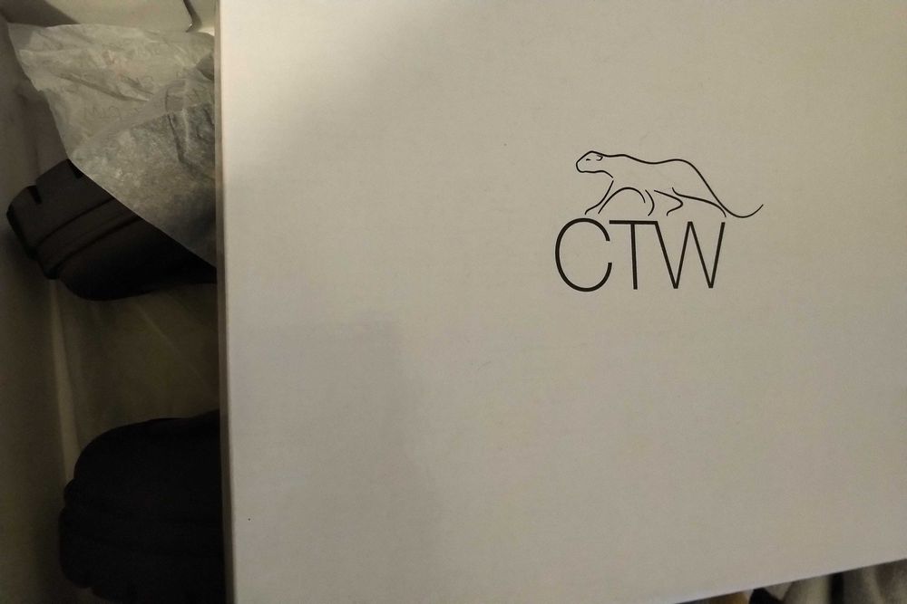 Зимни боти, купени от Дайхман CTW