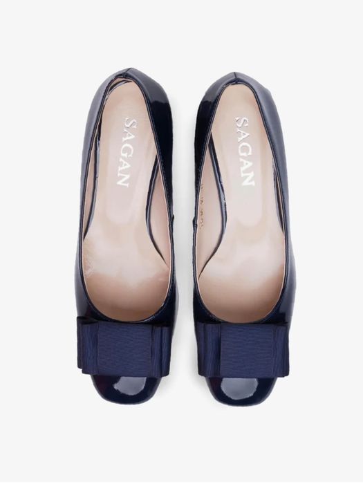 Тъмносини обувки от естествена кожа Sagan