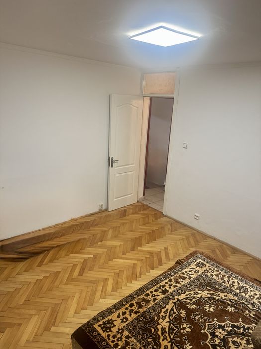 Proprietar inchiriez Locuinta/ Spatiu Comercial/Birouri, Cetate- Piata