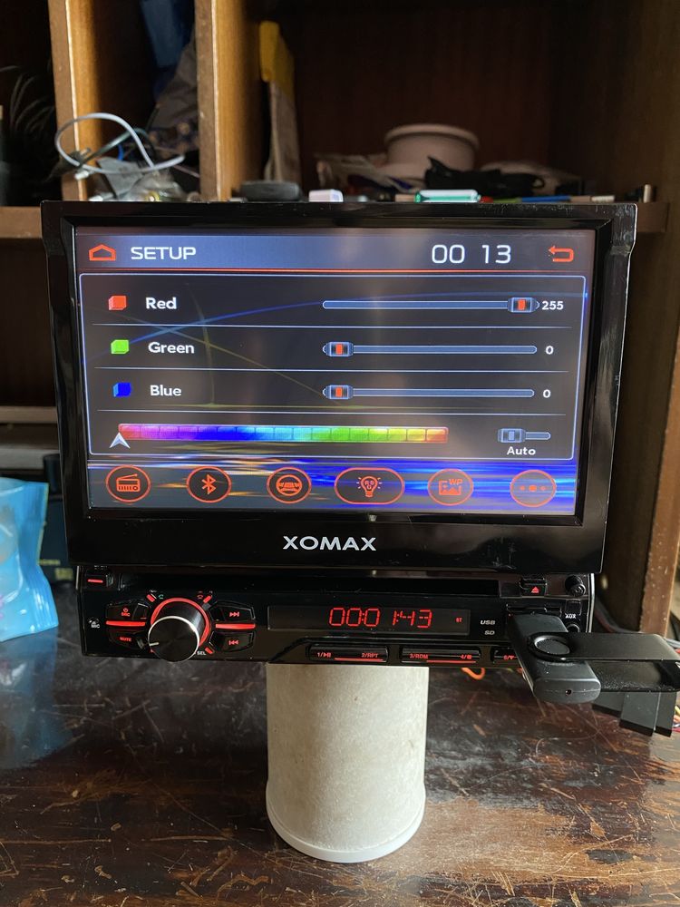 XOMAX (Germany) -DVD BLUETOOTH USB CD mp3 плеър за кола сд радио