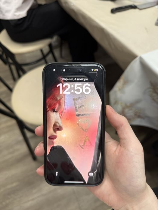 Айфон 15 про ( телефон)