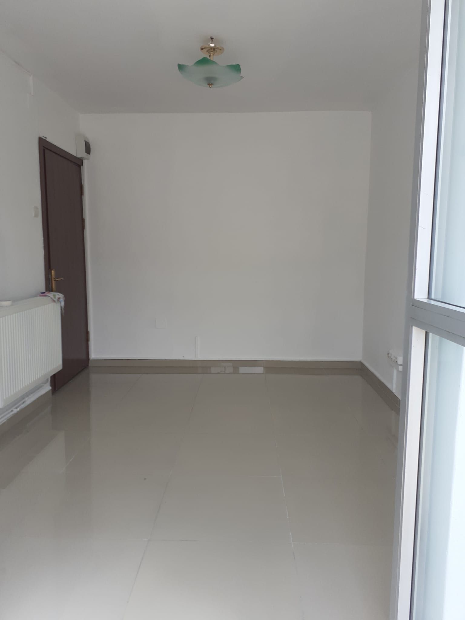 Spațiu comercial de închiriat - 4 camere Piatra Neamț, Piata centrala