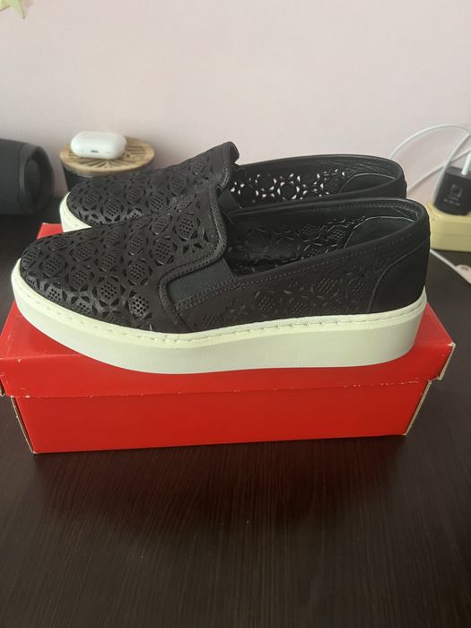 Esparile Flavia Pasini din piele