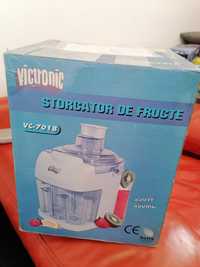 Storcător de fructe şi Legume Victronic VC 7018.