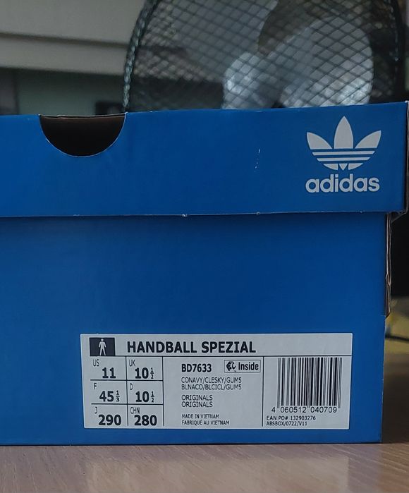 Adidas Handball Spezial 45 1/3 29см