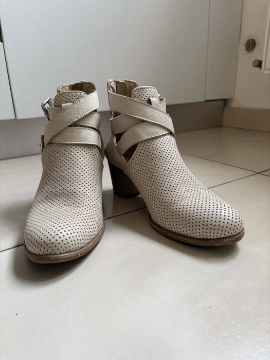 Botine Lasocki de toamna