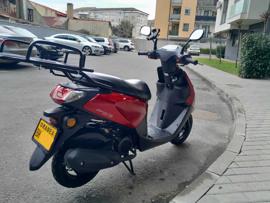 Scuter benzina 49cc