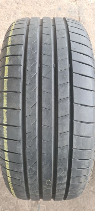2 anvelope vara Bridgestone 255/50/20,dot 2023