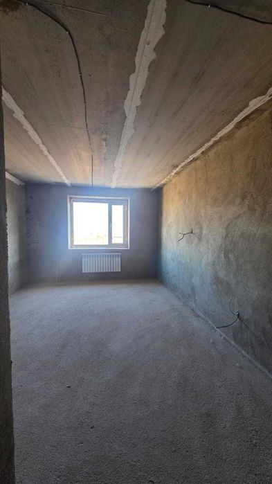 Продам евро 2 комн квартиру