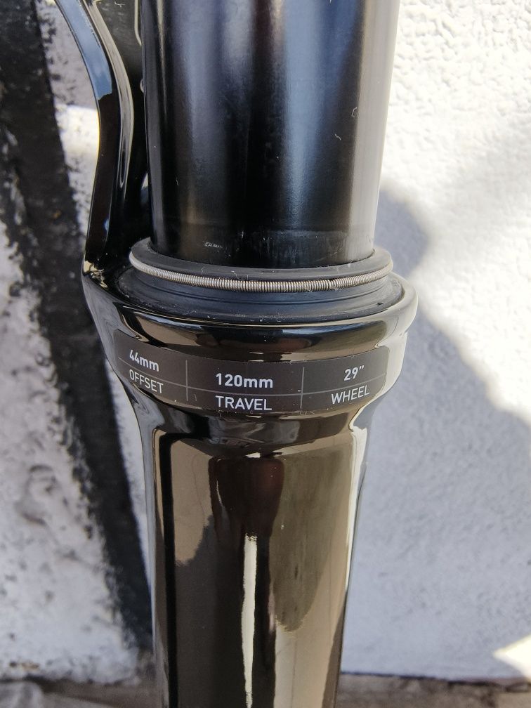 Нова Rockshox SID Ultimate RD R 29 DeBonAir 120mm Remote 15x110