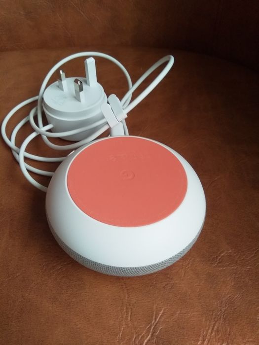 Google Home Mini , NEW