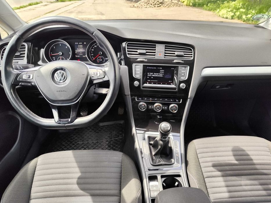 Vand Wolkswagen Golf 7,stare impecabila,an 2014,motor de 2000,Euro6