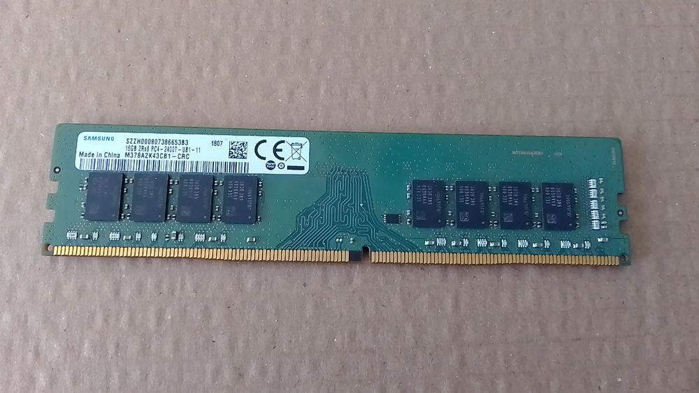 Рам памет DDR4 16gb 2400 Samsung, за настолен компютър.