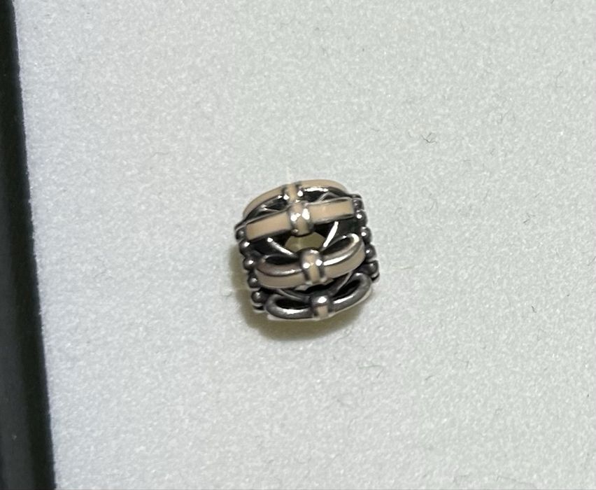 Talisman funde roz Pandora