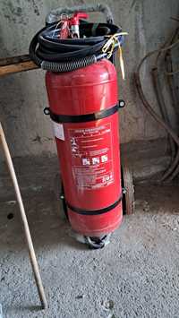 Пожарогасител 50 кг