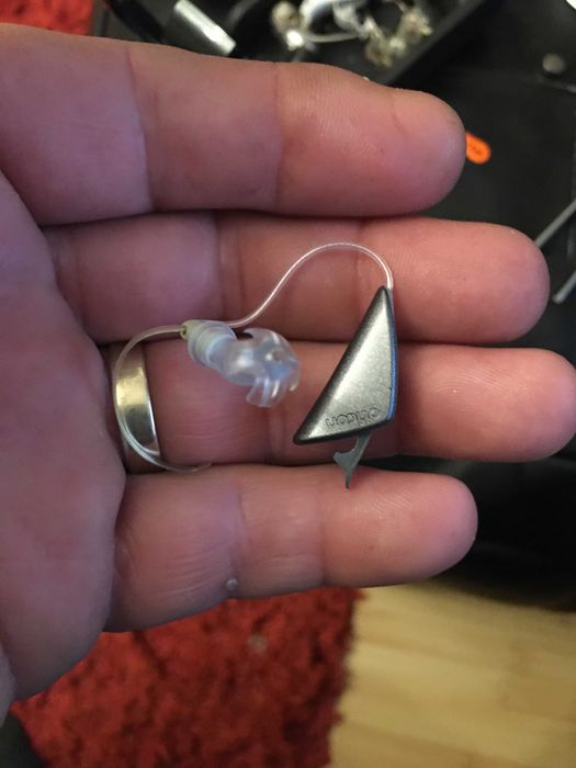 aparat auditiv oticon urechea dreapta