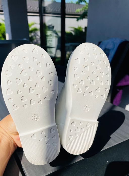 Pantofi albi fetițe nr. 23