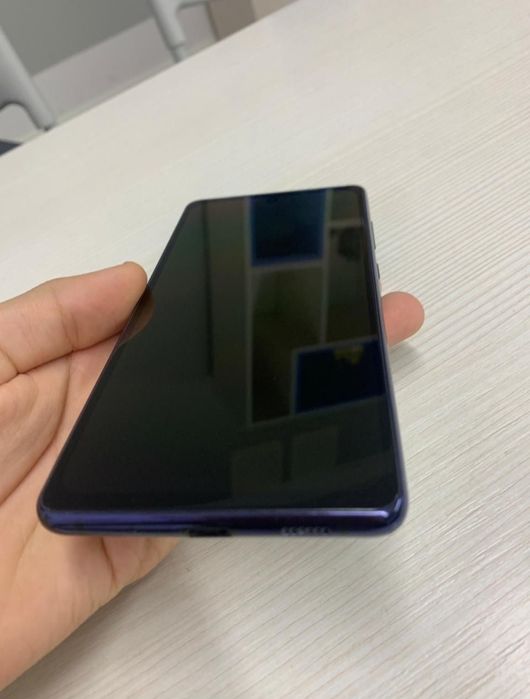 Продам Samsung s20 fe в идеале