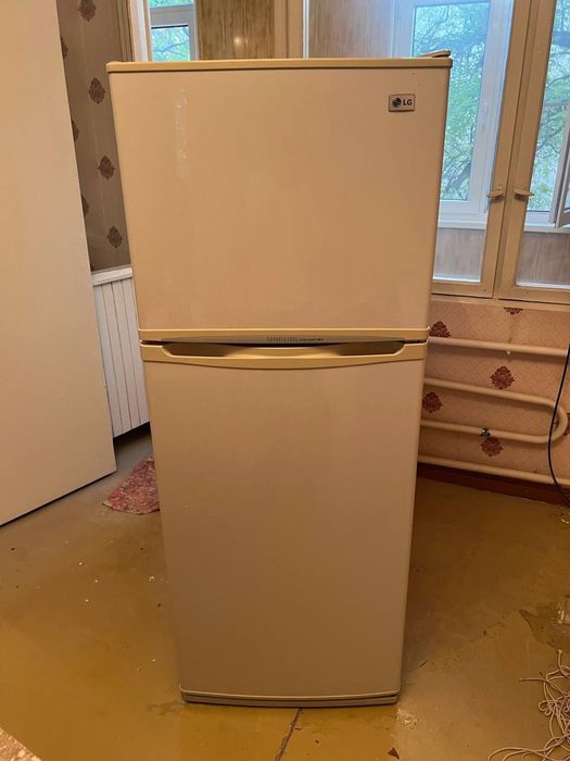 Продается холодильник