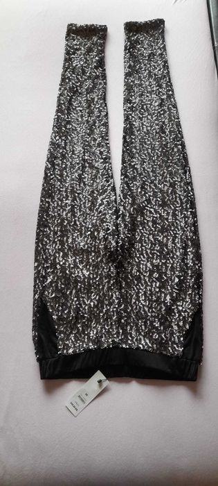 Imbracaminte ocazie, paiete, rochie si pantalon