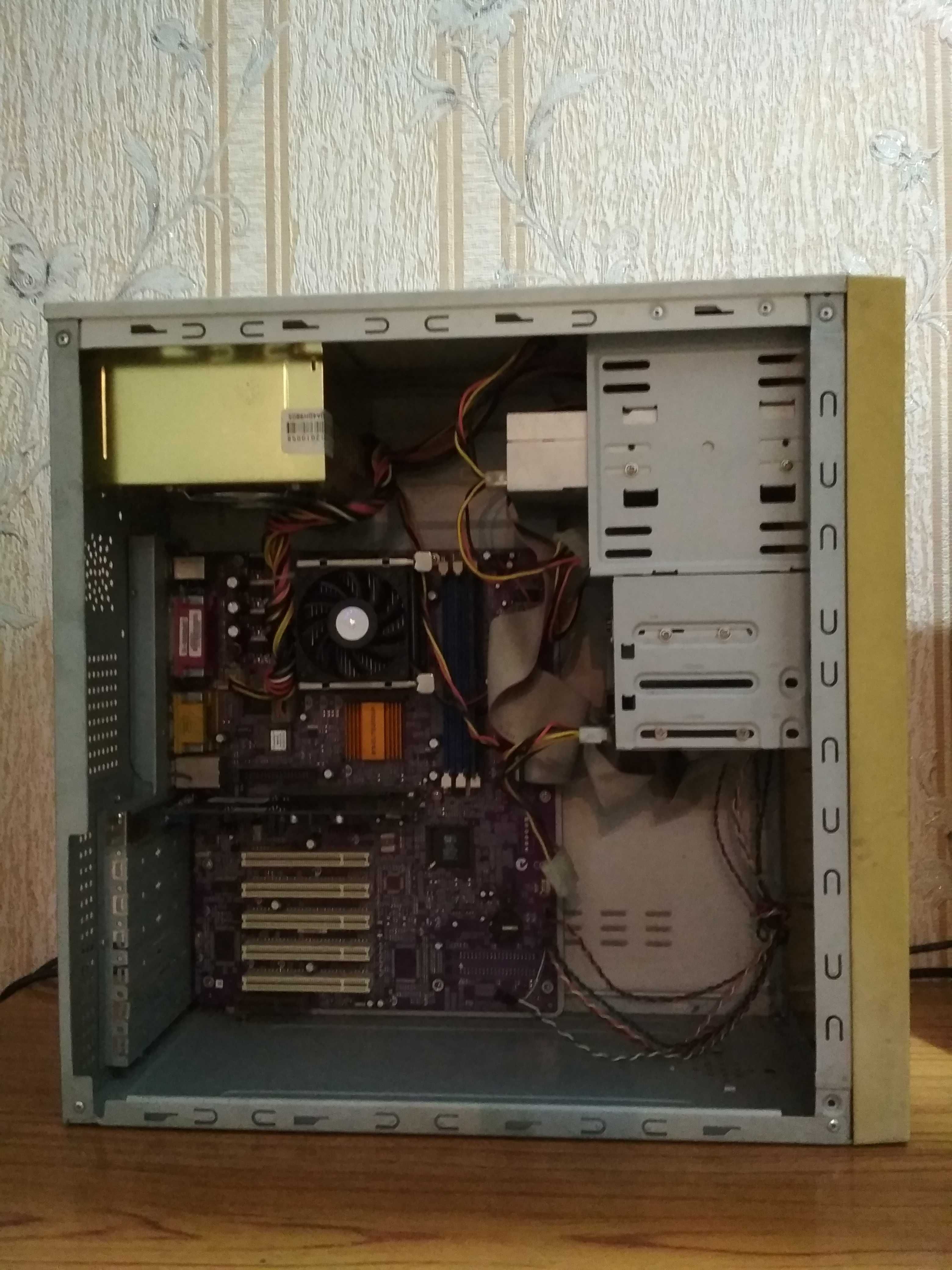 Системный Блок Pentium 4 игры в подарок