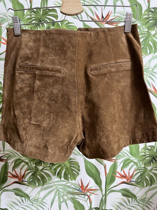 Pantaloni scurti Mango piele intoarsa naturala