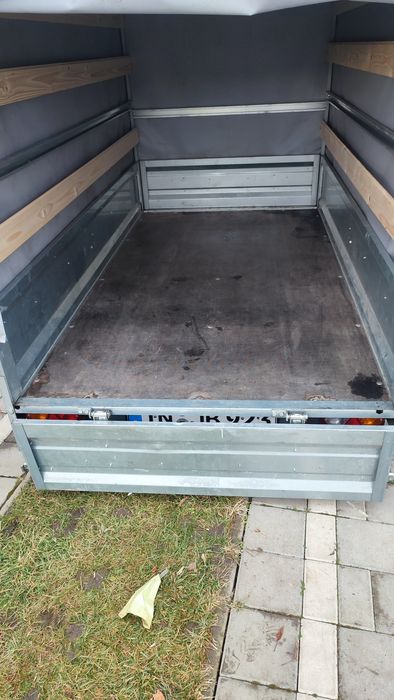 Remorca auto cu prelata 750 kg