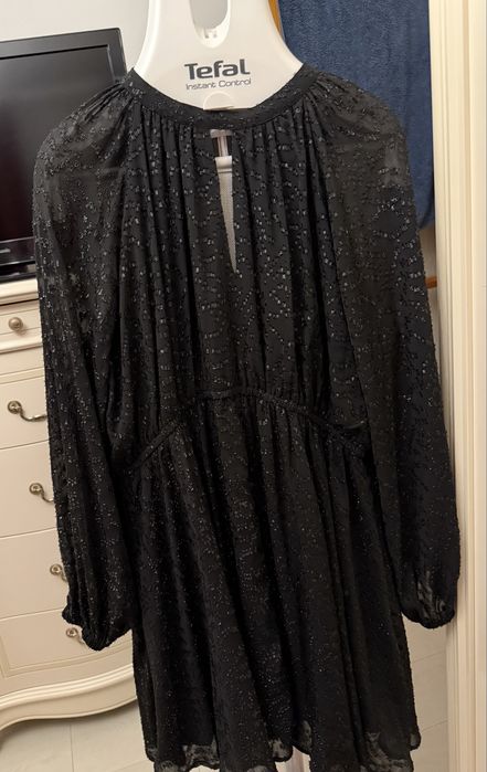 Rochie neagra cu insertij argintii