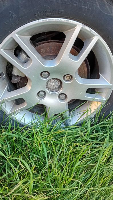 Vand piese cat si elemente caroserie Ford Focus din2004 motor 1.8 tdci