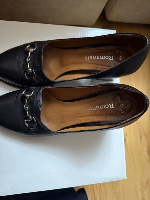 Продается туфли женские