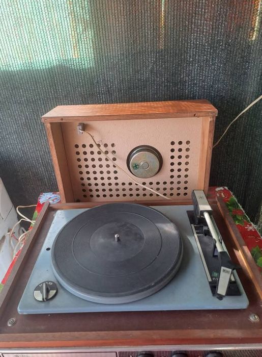 Vând pick-up funcțional