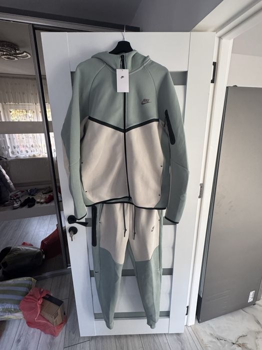 Trening nike tech marimea L