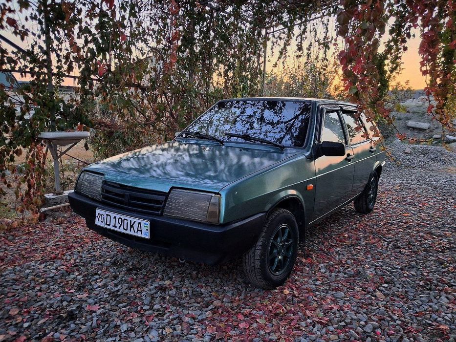 Срочно сотамам Лада 2109 пропан назад.