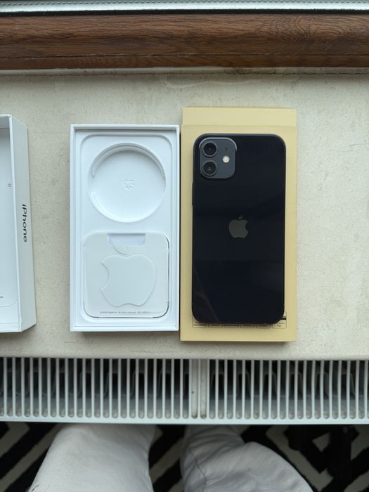 iPhone 12 - Запазен!