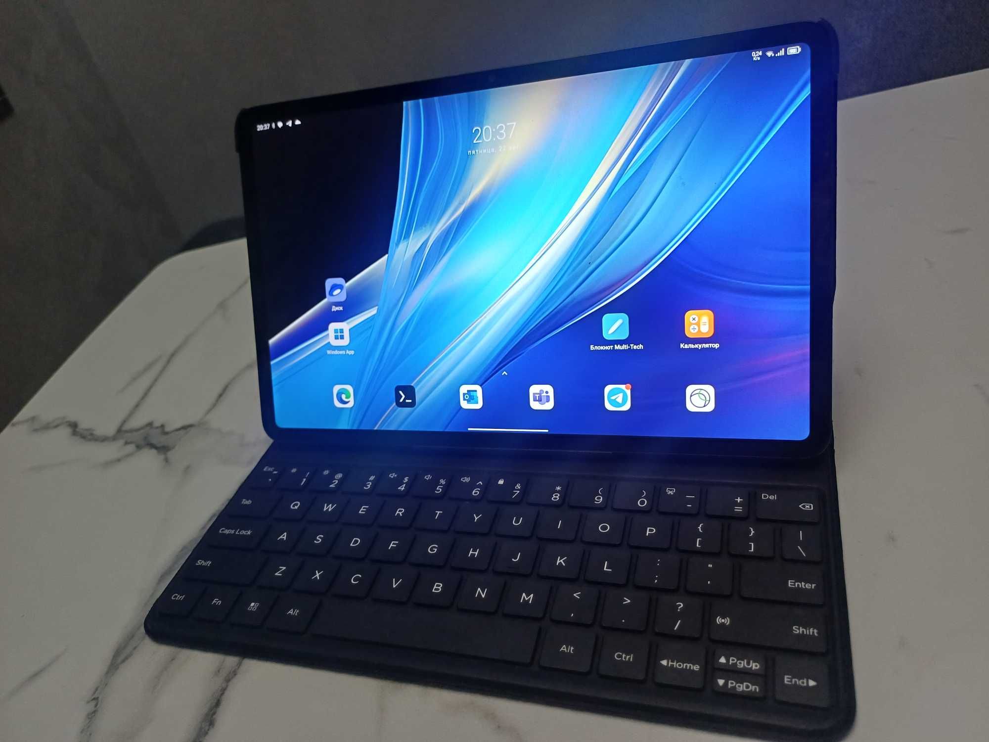 Продам планшет Blackview Tab 18