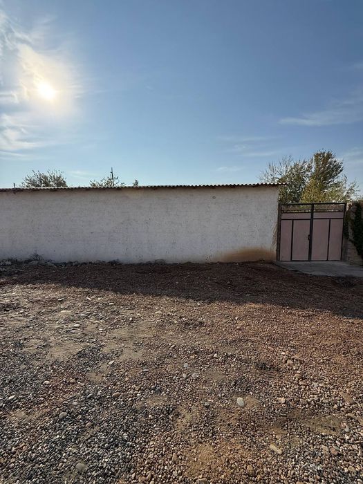 Срочно ховли йер сотилади