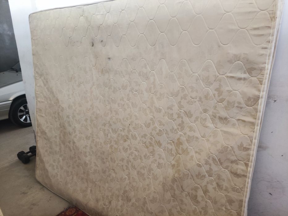 Отдам даром матрас