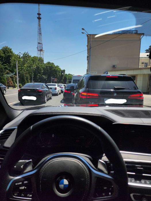 Услуги водителя на премиум автомобиле BMW X5