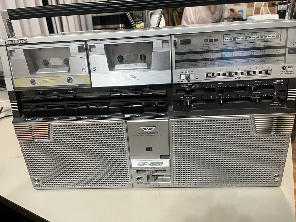 Магнитола SHARP 555