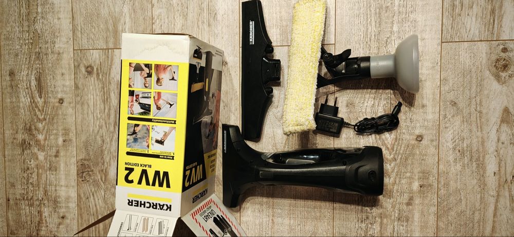 Aspirator geamuri Karcher BLACK EDITION