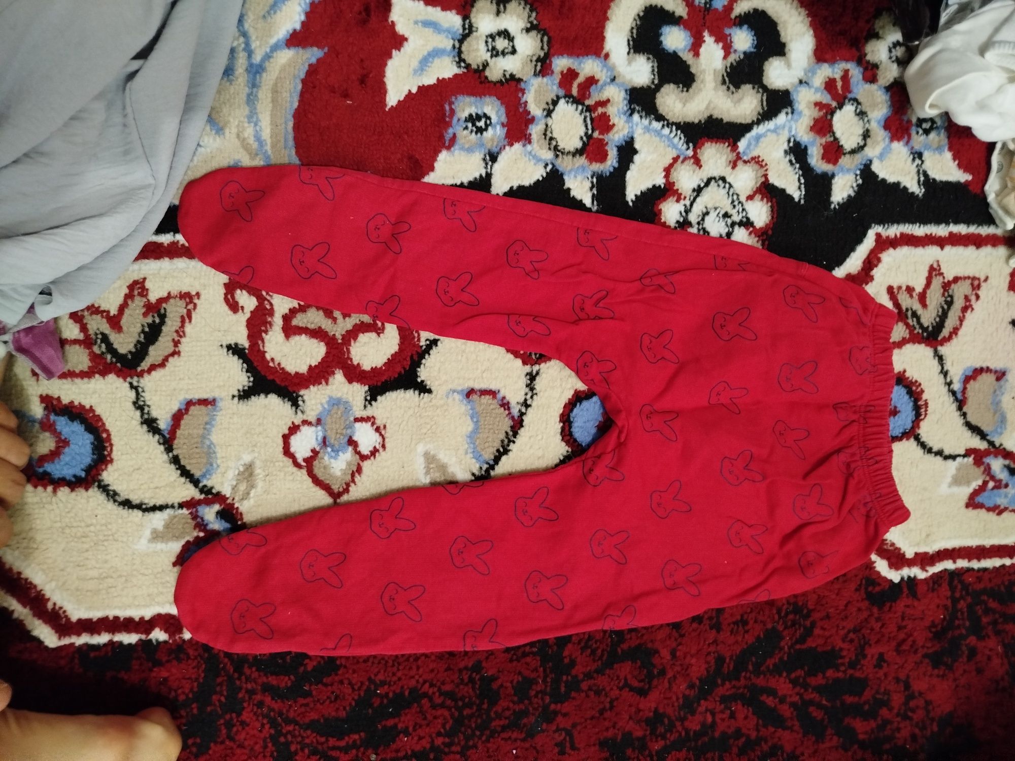 Qizlar uchun kiyimchalar holati yaxshi
