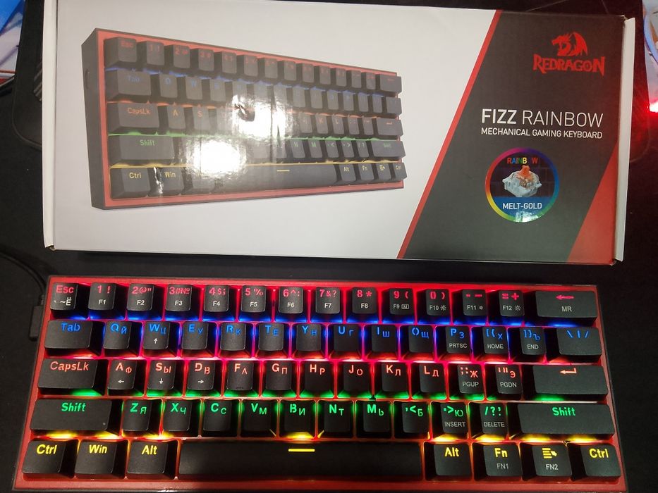 Продам механическую клавиатуру  от ReDragon