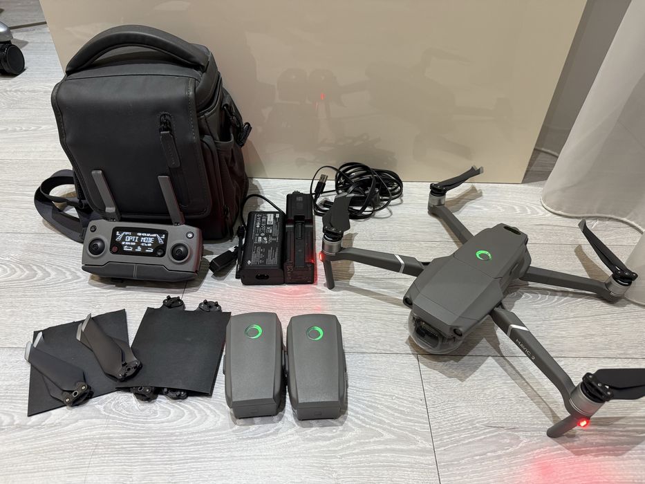 Drona Mavic Pro 2 fly more combo + geanta