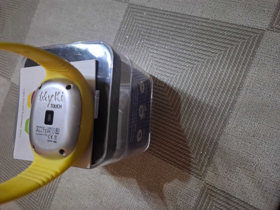 Детски часовник MYKI TOUCH