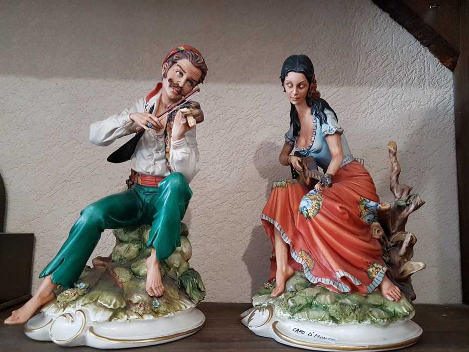 Superbe bibelouri vintage CAPODIMONTE autentice - muzicieni