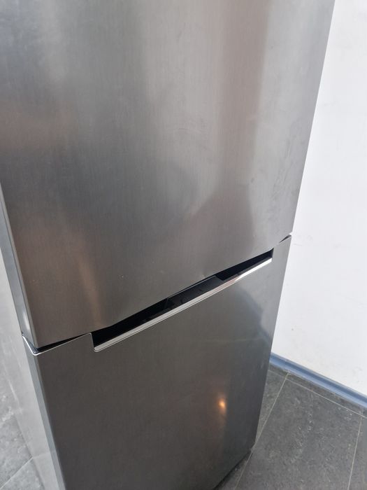 Хладилник с фризер Exclusive A++ No Frost