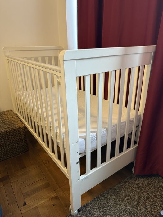 Patut co-sleeping 120x60 cu laterala culisanta total si roti Treppy