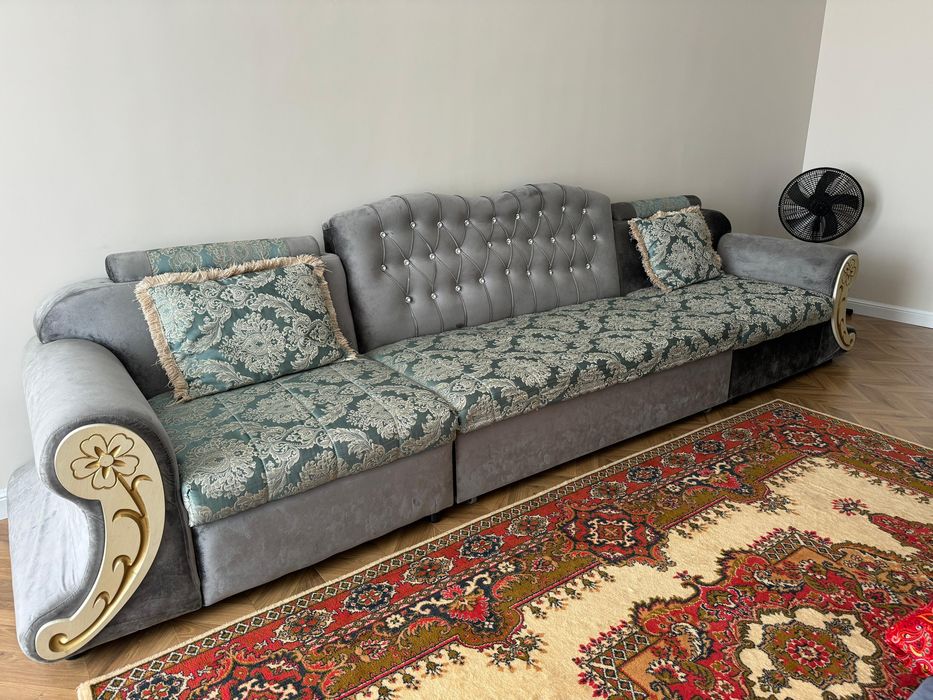 Продам диван в хорошем состоянии